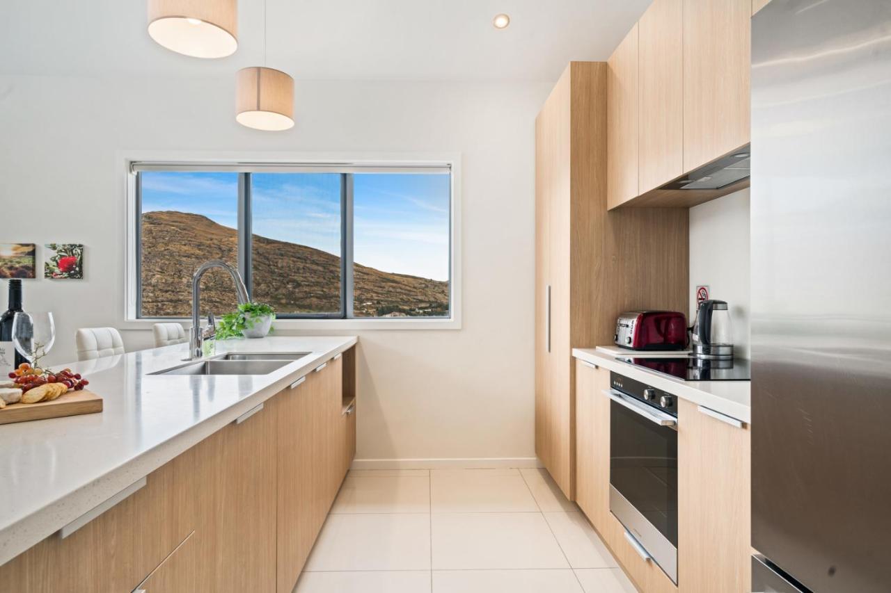 Lakeview Retreat - Queenstown Holiday Home Esterno foto